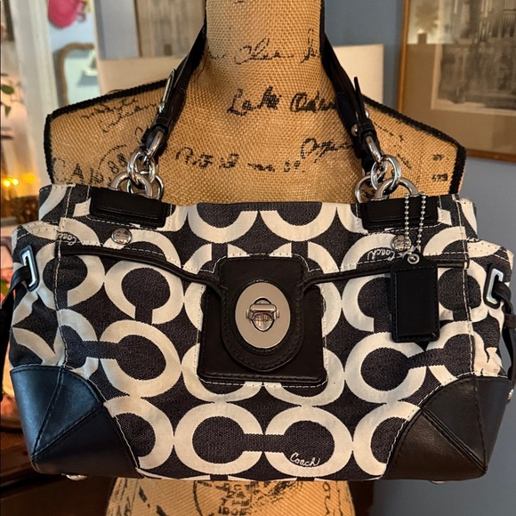 Coach Peyton Signature Canvas Carryall Shoulder Bag in Dark Denim and White - Picture 12 of 15